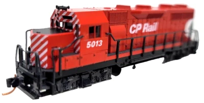 N ATLAS 4628 EMD GP35 Canadian Pacific Locomotive #5013 (Tested) knuc cplers #1 - Image 1 of 4