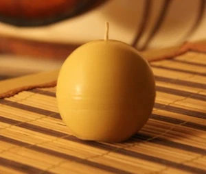 Handmade 100% Pure Beeswax Ball Round Shape Candles 100% Cotton Wick US made - Picture 1 of 6