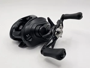 Daiwa 22 Tatula TW 80H Baitcastrolle Rechtshand aus Japan - Bild 1 von 13