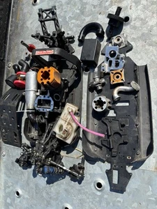 TEAM LOSI TEN-T 1/10 4WD NITRO TRUGGY PARTS - Picture 1 of 5