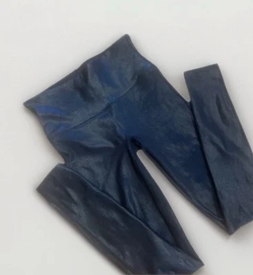 Leggings Spanx de couro sintético preto estilo mais vendido elegante suave forrada para emagrecimento - Imagem 1 de 4