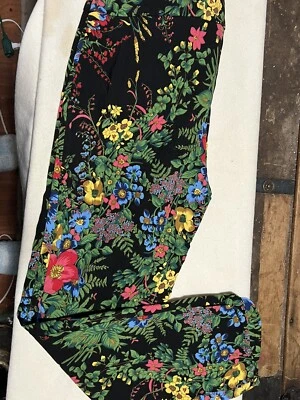 SOFT SURROUNDING NWT HEAVENLY SOFT PETITE N BLOOM SKINNY PANTS SMALL BRAND NEW - Image 1 of 4