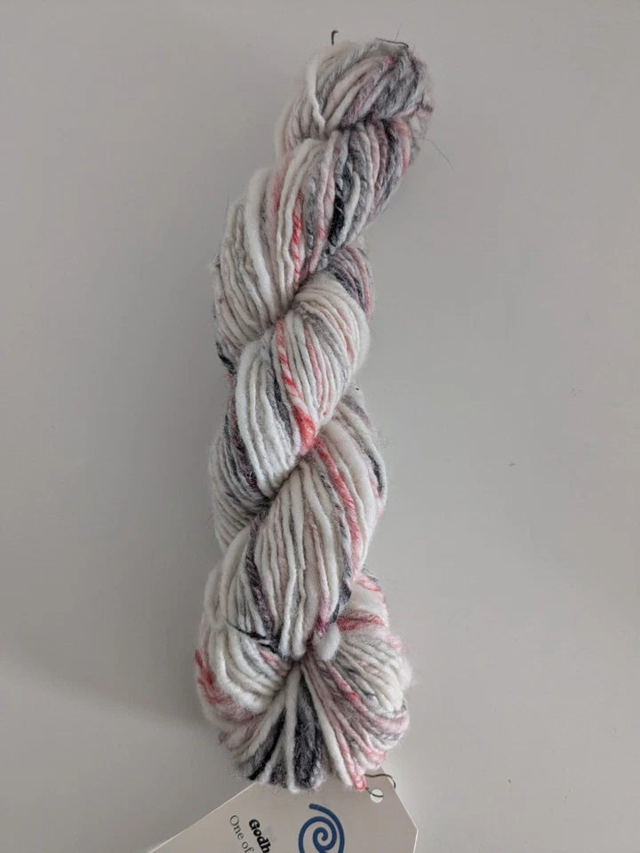 Fio fiado à mão 47g - Imagem 1 de 1