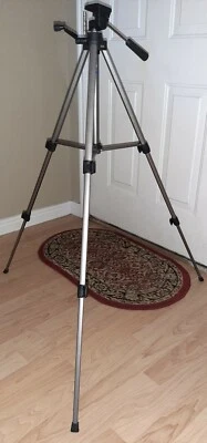 Tripod RCA Lightweight Aluminum  Camera Video T910454 - Image 1 of 4