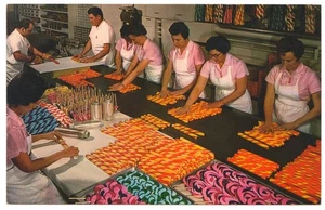 Natural Color Nut Tree Candy Kitchen Vacaville California Postcard - Picture 1 of 2