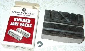 PAR DE ALMOHADILLAS DE MANDÍBULA CON CARA DE GOMA PARA TORNILLO DE BANCO SPEAR & JACKSON NOS - Imagen 1 de 18