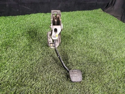 1995 - 1998 Nissan Skyline R33 GTR BCNR Clutch Pedal Assembly 46550 24U00 - Image 1 of 4