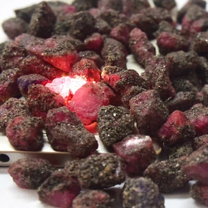 150.00 Ct. Natural Untreated Red Star Ruby Crystal Raw Rough Loose Gemstone Lot - Picture 1 of 7