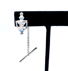 Vintage Door Knocker Tie Clip Tac Pin - Silver Tone - Very Good Condition - Picture 1 of 4
