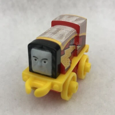 Thomas & Friends MINIS DC Super Friends Iron Arry As Shazam (2016) - Imagem 1 de 3