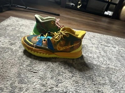 Zapatilla Kyrie 7 Habitación Aire y Tierra Foto 1 de 4