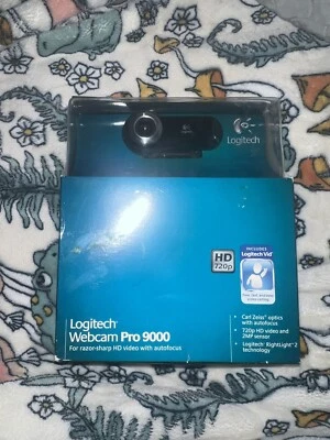 Logitech QuickCam Pro 9000 Web Cam HD720 Video and 2 MP Sensor Free Shipping - Image 1 of 4