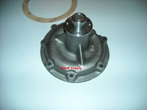 Case IH Wasserpumpe 454 574 585 674 685 695 385 3220 484 3230 - Bild 1 von 1