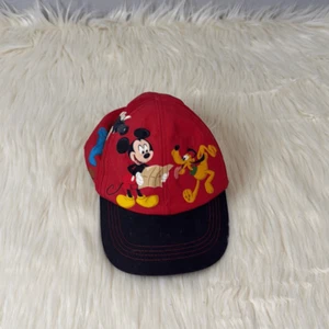 Disney park red infant Mickey and friend hat - Picture 1 of 6