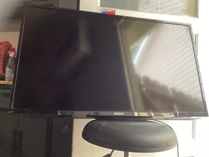 Sony SmartTv 2013 36in - Picture 1 of 9