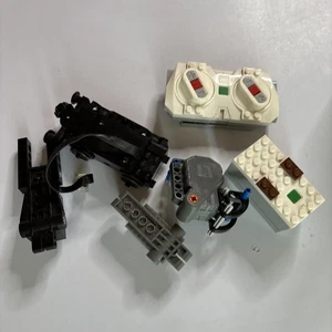 Lego Handset 2 Battery Pack Motor 48I8, 01I9 3894, 47715, 34752, 333x5 - Picture 1 of 24