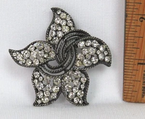 VTG 1950s SIGNED KRAMER NEW YORK CRYSTAL STARFISH PENDANT 2 1/4" DIAMETER - Picture 1 of 9