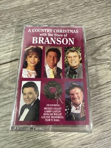 A COUNTRY CHRISTMAS WITH THE STARS OF NASHVILLE (Cassette, 1993) NEW/SEALED - Picture 1 of 7