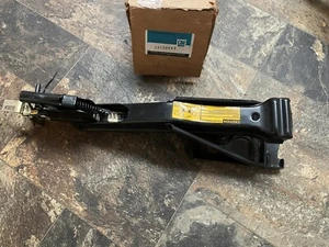 NOS 1982-86 Camaro Firebird Trans Am Spare Tire Jack Genuine GM New - Picture 1 of 10