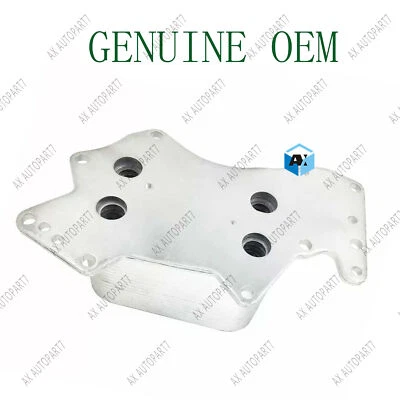 Enfriador de aceite de motor original para 08-11 Audi A4 A5 Q7 Volkswagen Touareg 059117021K Foto 1 de 4