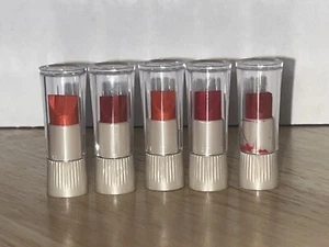 Vintage Avon Lippenstift Proben Blossom Wine Ruby Rich Spice reichlich 5 Stück - Bild 1 von 6