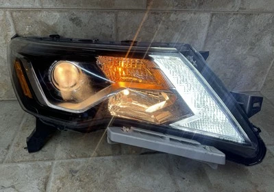 🛑✅ Faro LED lateral derecho pasajero Nissan Pathfinder 2017-2020 OEM Foto 1 de 4