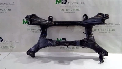 Chevrolet Equinox 2018-2021 AWD subchasis trasero travesaño travesaño OEM Foto 1 de 4