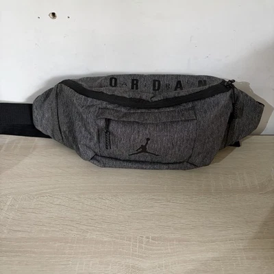 Nike Air Jordan Riñonera Ligera Jumpman Cintura Cinturón Ajustable Bandolera Foto 1 de 4