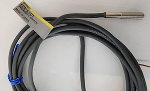 Interruptor de proximidad OMRON E2E-X1C1 - Imagen 1 de 4