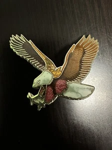 Vintage American Bald Eagle Birds Of Prey Flying Lapel Hat Pin Collectible - Picture 1 of 7