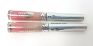 (2) COVERGIRL Shineblast Lipgloss #815 Heat 0,13 fl. oz. 4 ml Neu ohne Verpackung versiegelt - Bild 1 von 1