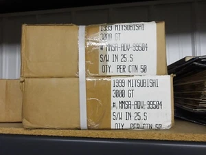 1999 MITSUBISHI 3000GT SALES BROCHURE (BOX OF 50) - Imagen 1 de 1