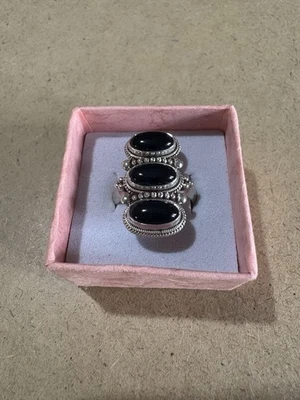 Anello Fascia Etnico Argento 925 Con Triplo Cabochon Onice Nero 8GR 17.2MM - Immagine 1 di 3