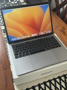 Apple MacBook Pro 13" Touch Bar i7 3.5GHz 512GB HD, Great Specs. - Afbeelding 1 van 20