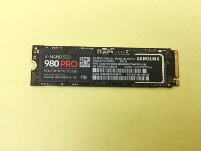 Samsung 980 PRO 1TB PCIe 4.0 NVMe M.2 2280 SSD MZ-V8P1T0 Foto 1 de 4