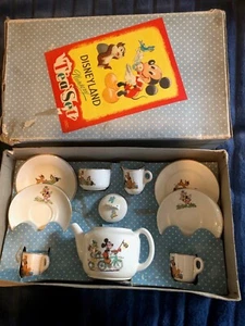 Disney vintage toy teaset by Beswick in original box. Near perfect condition. - Picture 1 of 4