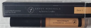Savvy Minerals de Young Living - Corrector de líquidos - 0,17 fl. oz. 5 ml (Oscuro 1) - Imagen 1 de 3