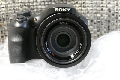 Sony HX400V Compact Digital Camera with 50x Optical Zoom, Black - Image 1 of 4