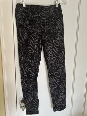 WHITE HOUSE BLACK MARKET foil animal print denim runway leggings black -6R-NWT! - Image 1 of 4