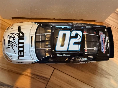2001 Team Caliber Ryan Newman #02 Rookie Michigan Win 1:24 - Alltel  Autographed - Image 1 of 4