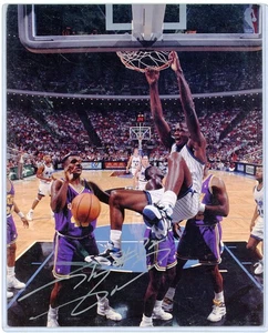 FOTO AUTÉNTICA FIRMADA DE SHAQUILLE O'NEAL CON CERTIFICADO DE AUTENTICIDAD - Imagen 1 de 4