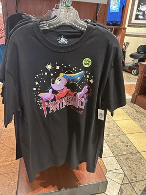 Рубашка Disney Parks 2025 Fantasmic Sorcerer Mickey взрослая черная большая новая - Изображение 1 из 2