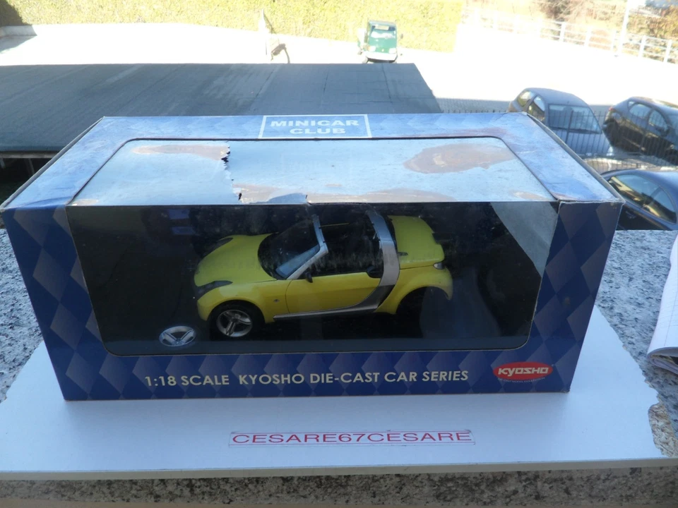 1/18 KYOSHO SMART ROADSTER - - Immagine 1 di 3