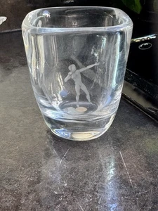 Signed Kosta Boda Sweden Art Glass Paperweight Vase – Etched Athlete Figure – - Picture 1 of 4