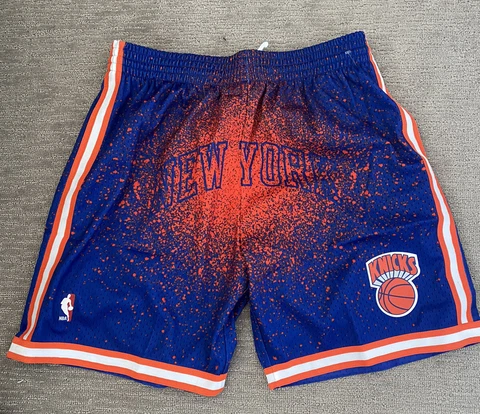 NWT Men’s XL New York Knicks Mitchell & Ness Swingman Splatter Shorts Retail $85 Cover