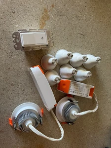 Assorted Zigbee & Wifi RGB LED Bulbs - 7x GU10 & 2x 3" Recessed + Wifi Switch - Picture 1 of 1