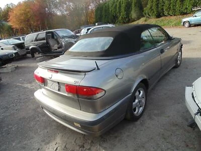 Grille SAAB 9-3 99 00 01 02 03 Foto 1 de 4