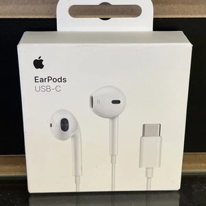 Apple EarPods USB-C Wired Headphones In Ear Canal A3046 MYQY3AM/A - Original - Zdjęcie 1 z 2