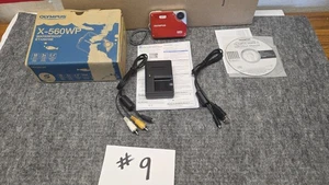 Olympus Waterproof X-560WP Digitalkamera 10.0 MP 4x Zoom - Rot - Bundle - - Bild 1 von 10