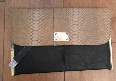 New Dorothy Perkins Ladies Black/Beige Snakeskin Clutch Bag 33x21cm - Image 1 of 4